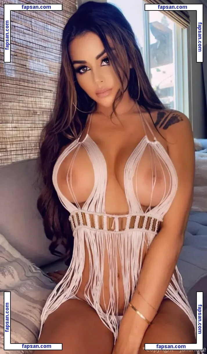 Juli Annee nude photo #0609 from OnlyFans