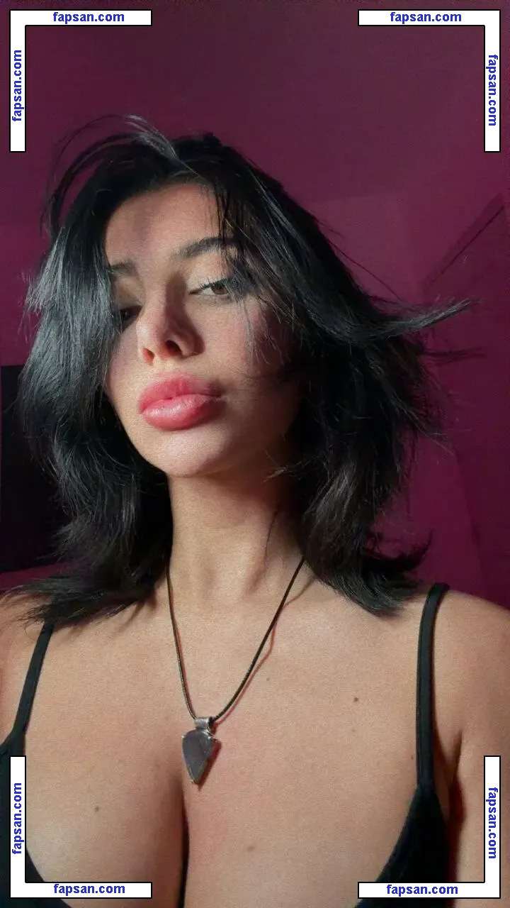 Juli Byonett nude photo #0017 from OnlyFans