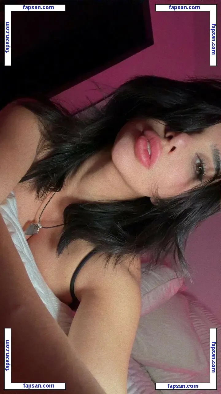 Juli Byonett nude photo #0021 from OnlyFans