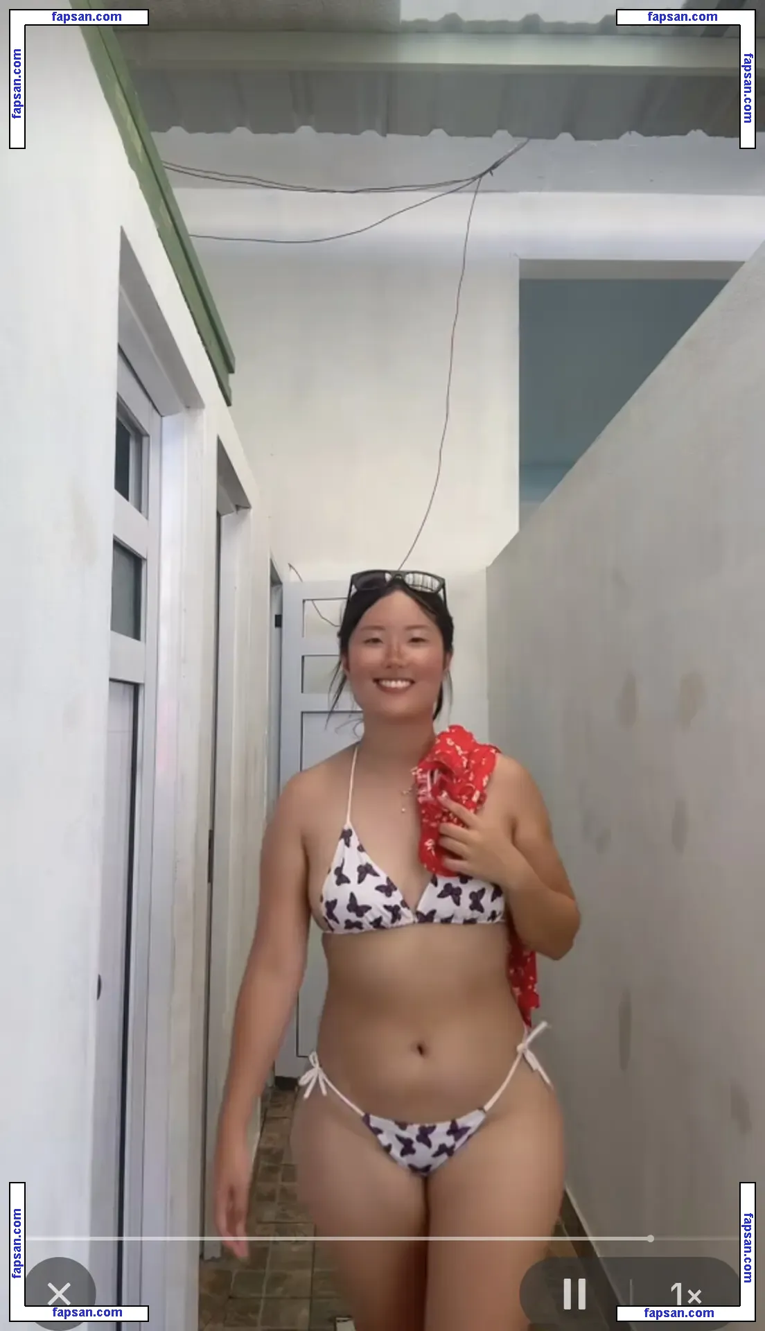 Juli.coreana nude photo #0012 from OnlyFans