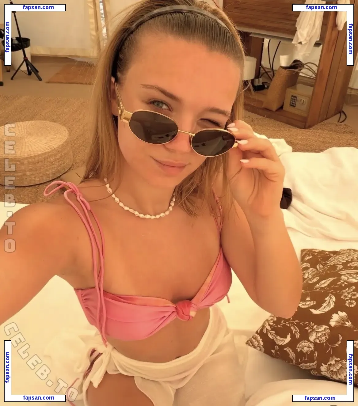 Julia Beautx nude photo #0278 from OnlyFans