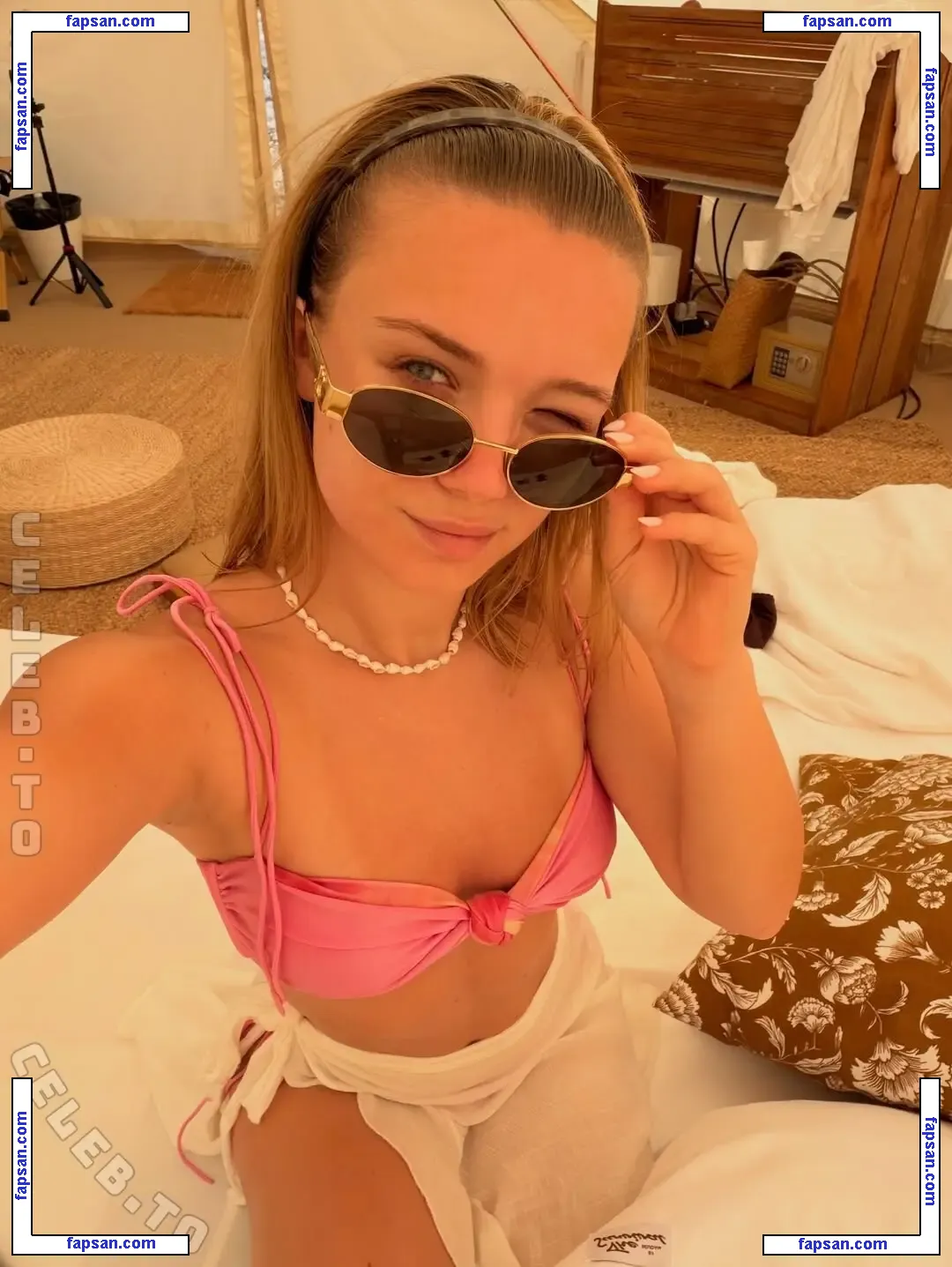 Julia Beautx nude photo #0280 from OnlyFans