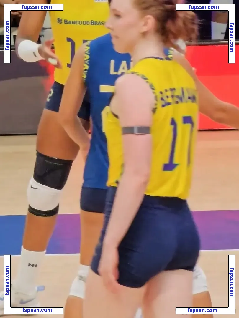 Julia Bergmann nude photo #0009 from OnlyFans