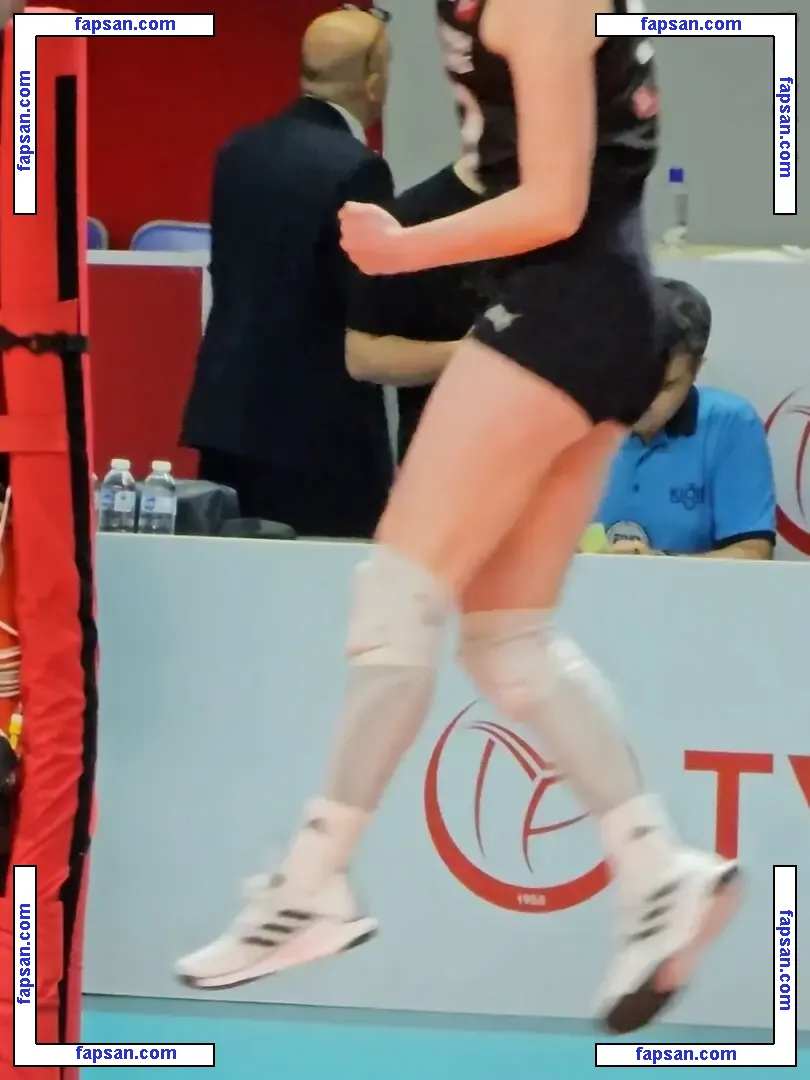 Julia Bergmann nude photo #0015 from OnlyFans