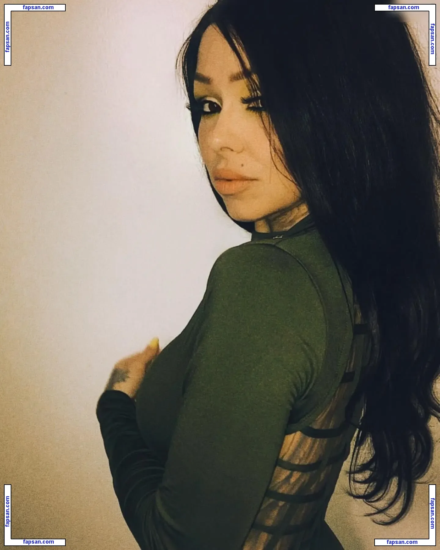 Julia Bond nude photo #0098 from OnlyFans