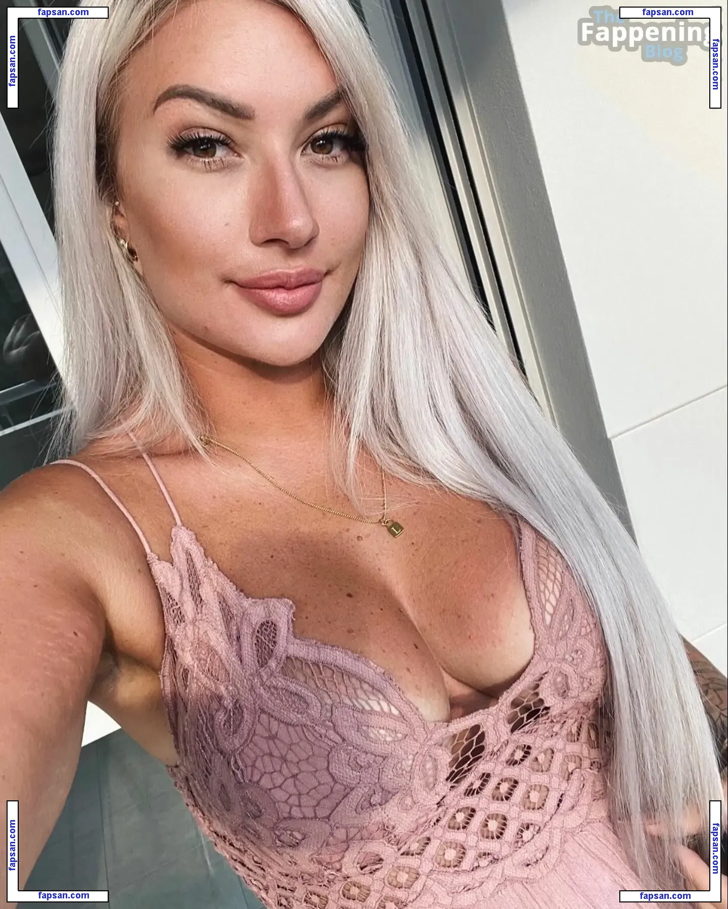 Julia Bottar nude photo #0001 from OnlyFans