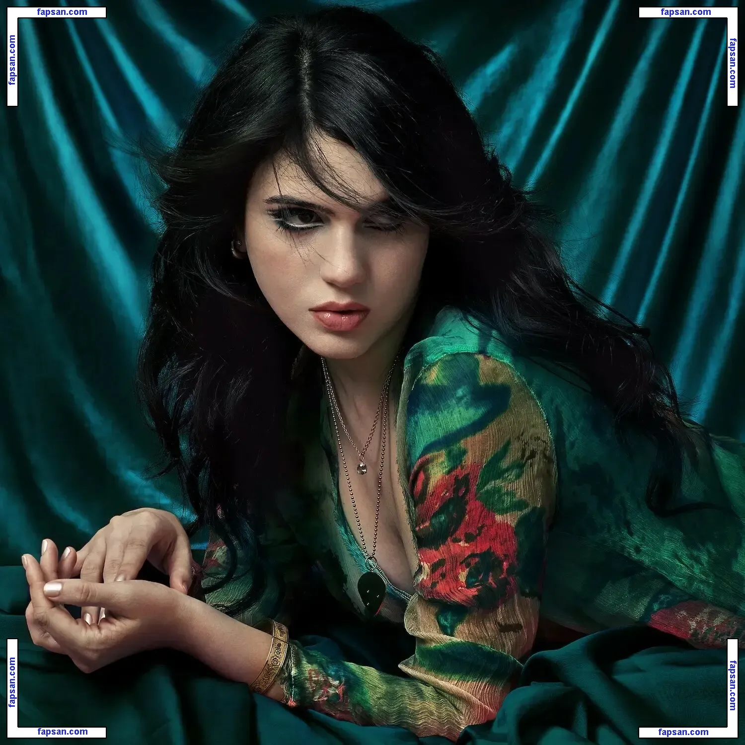 Julia Cumming (Sunflower Bean Singer/Bassist) nude photo #0010 from OnlyFans