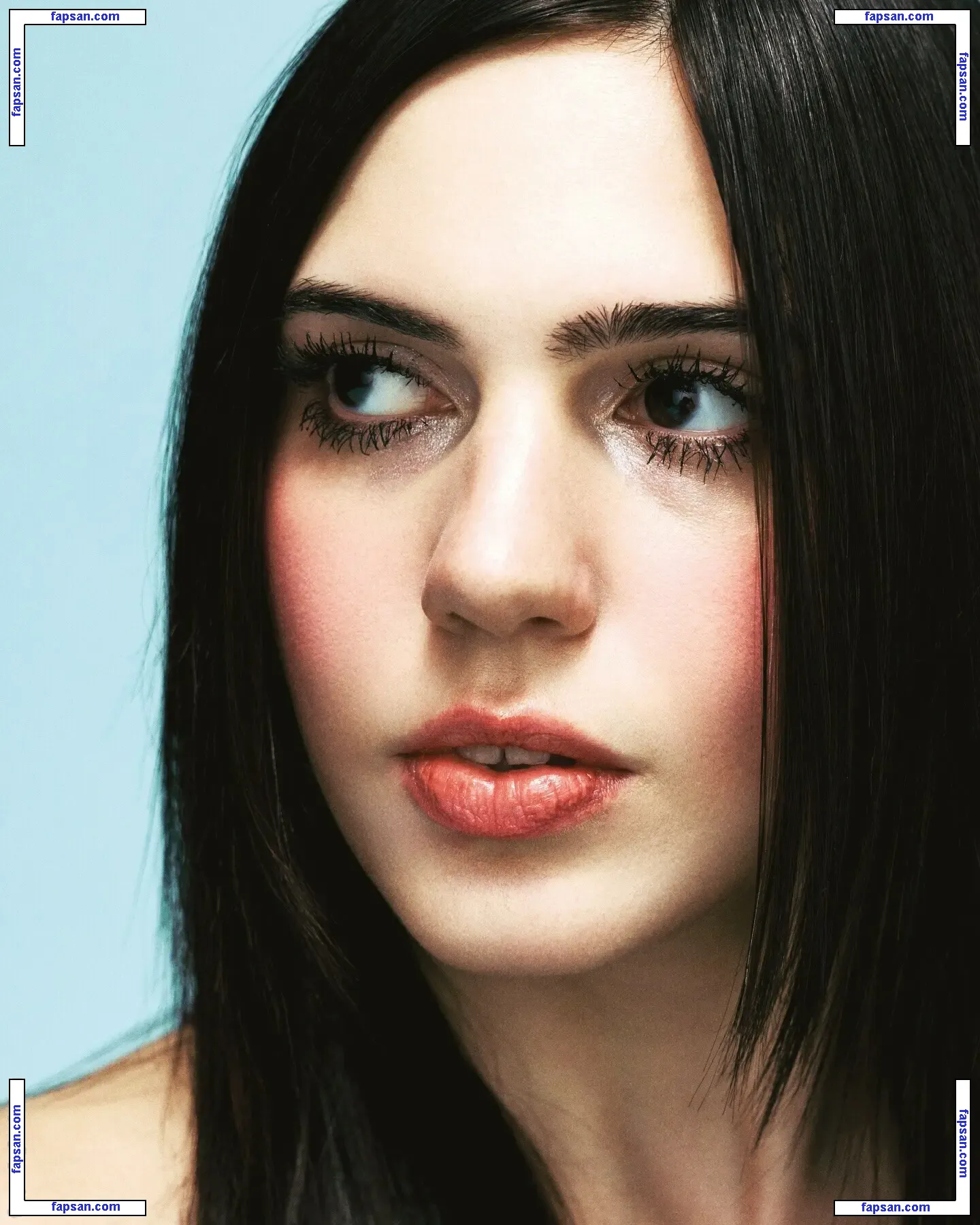 Julia Cumming (Sunflower Bean Singer/Bassist) nude photo #0011 from OnlyFans