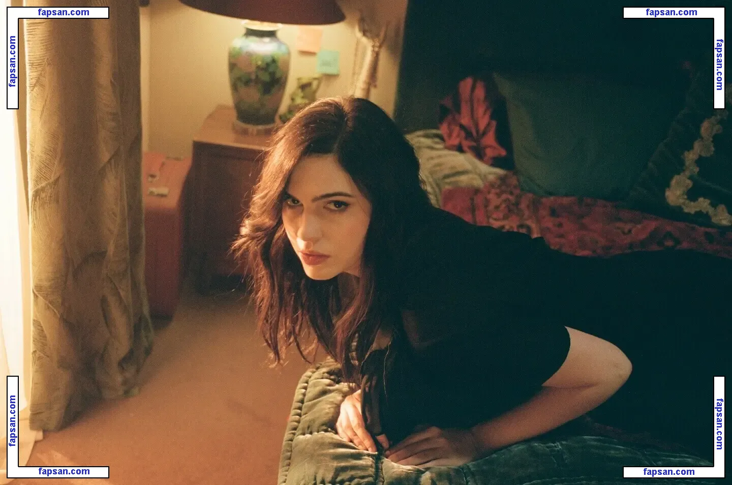 Julia Cumming (Sunflower Bean Singer/Bassist) nude photo #0012 from OnlyFans