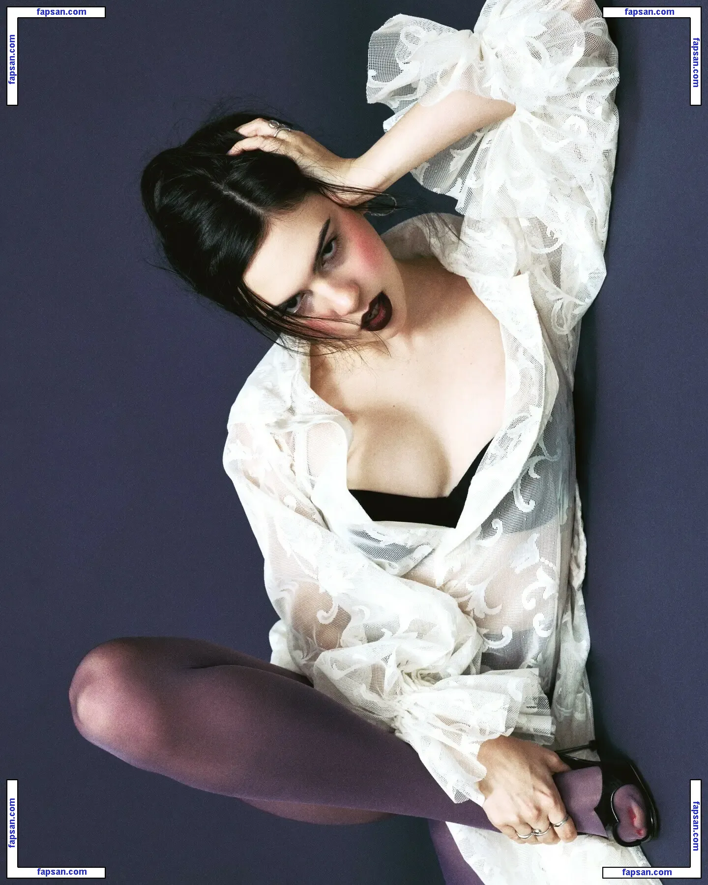 Julia Cumming (Sunflower Bean Singer/Bassist) nude photo #0013 from OnlyFans