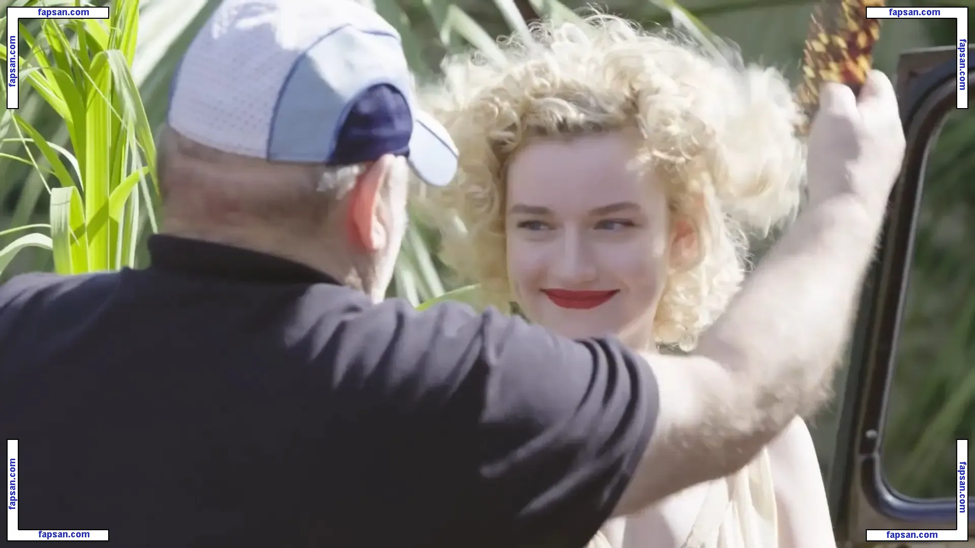 Julia Garner nude photo #0009 from OnlyFans
