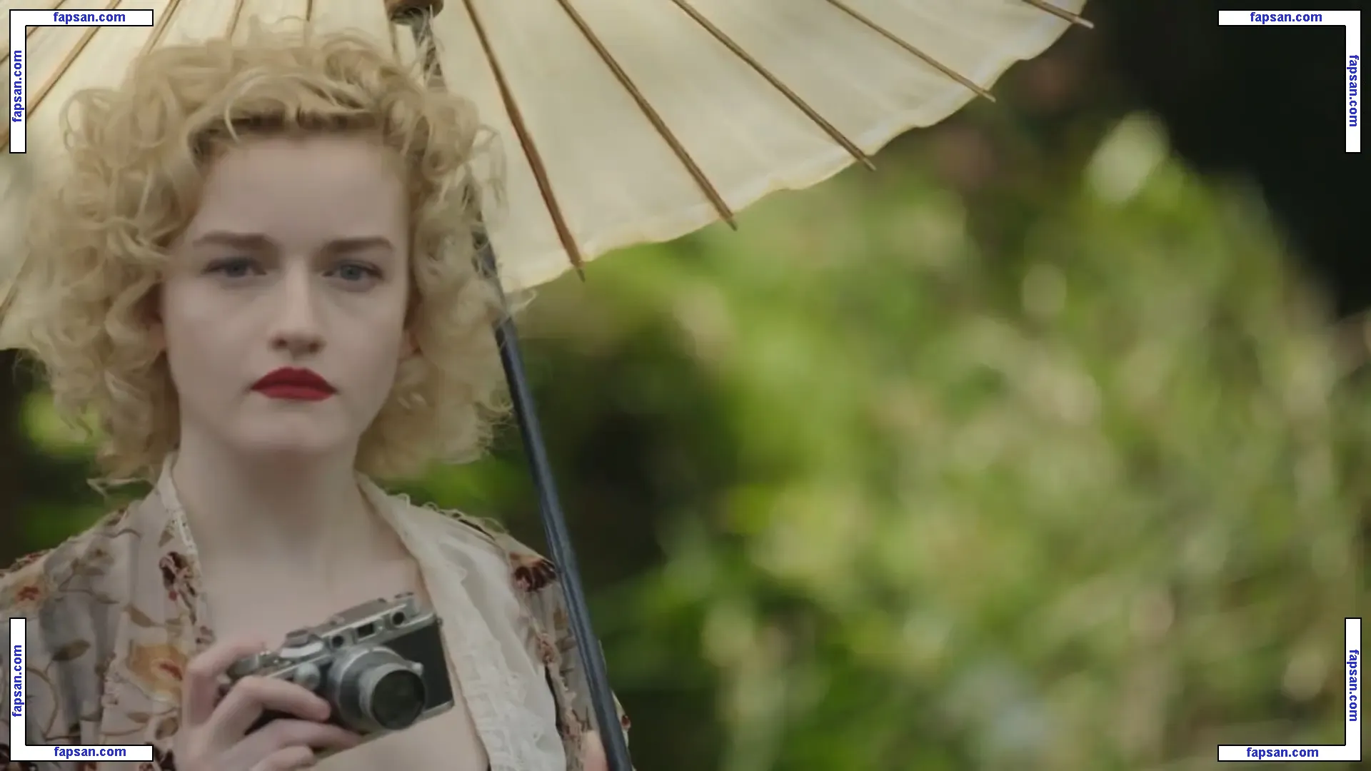 Julia Garner nude photo #0018 from OnlyFans