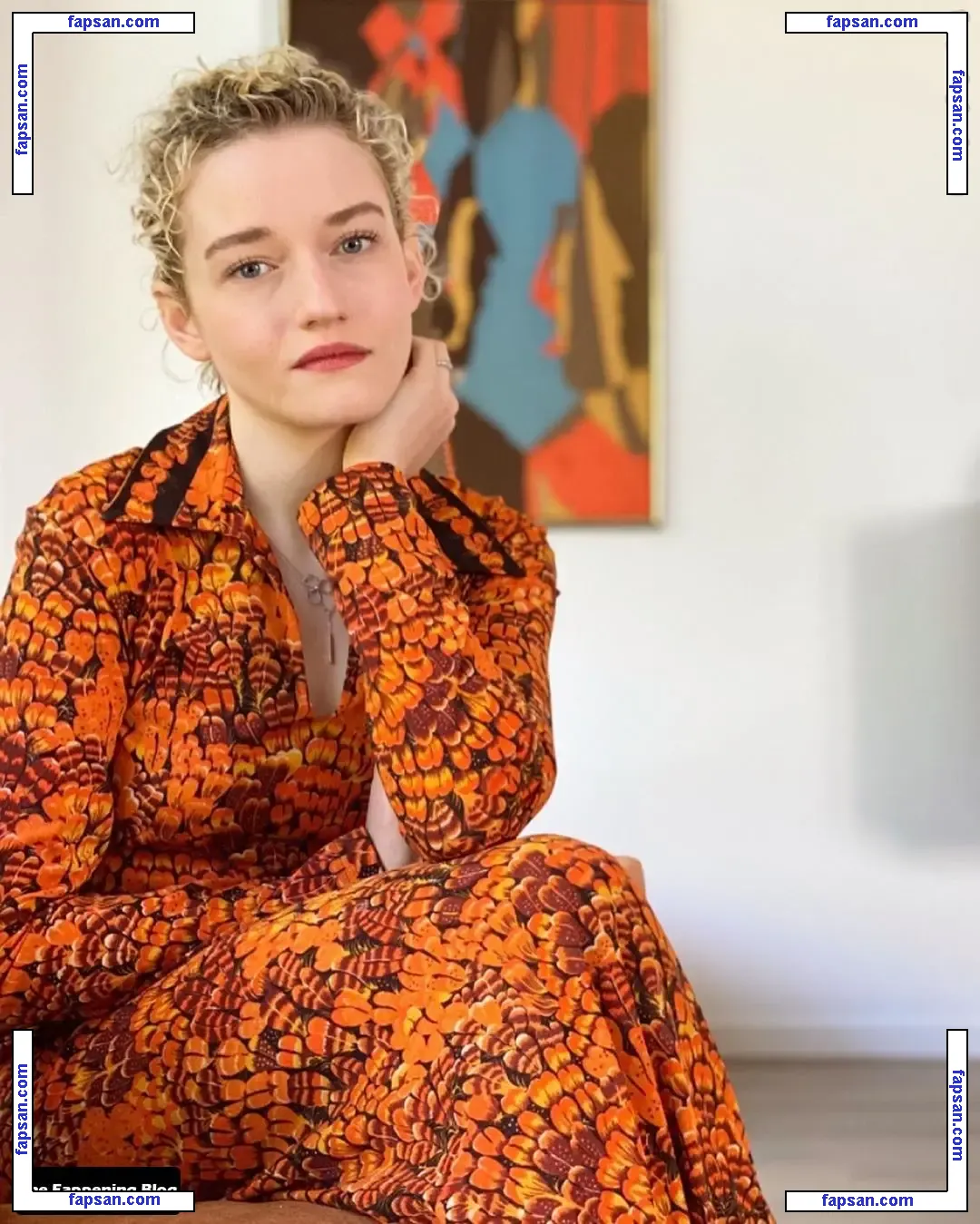 Julia Garner nude photo #0092 from OnlyFans