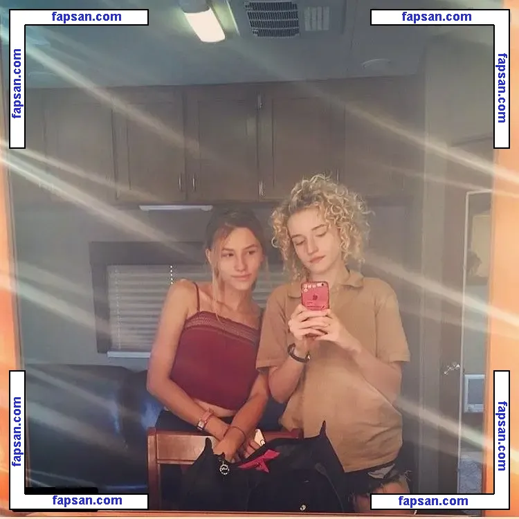 Julia Garner nude photo #0125 from OnlyFans