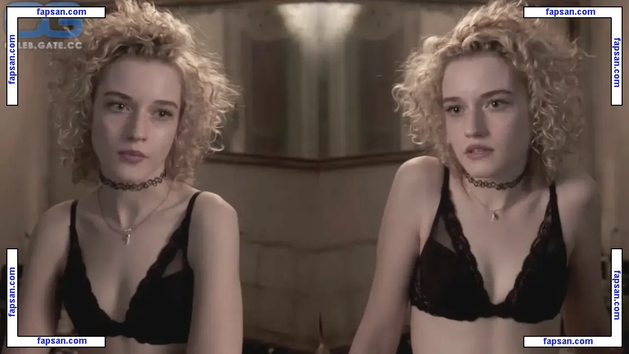 Julia Garner nude photo #0197 from OnlyFans