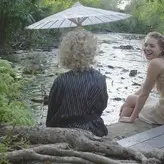 Julia Garner nude #0022