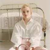 Julia Garner nude #0077