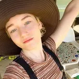 Julia Garner nude #0094