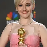 Julia Garner nude #0139