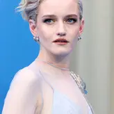 Julia Garner nude #0223