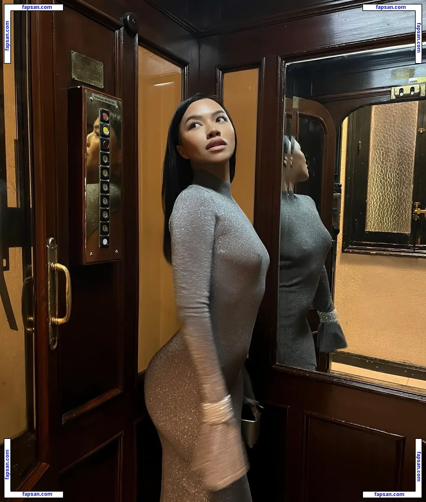 Julia Kelly голая фото #0879 с Онлифанс