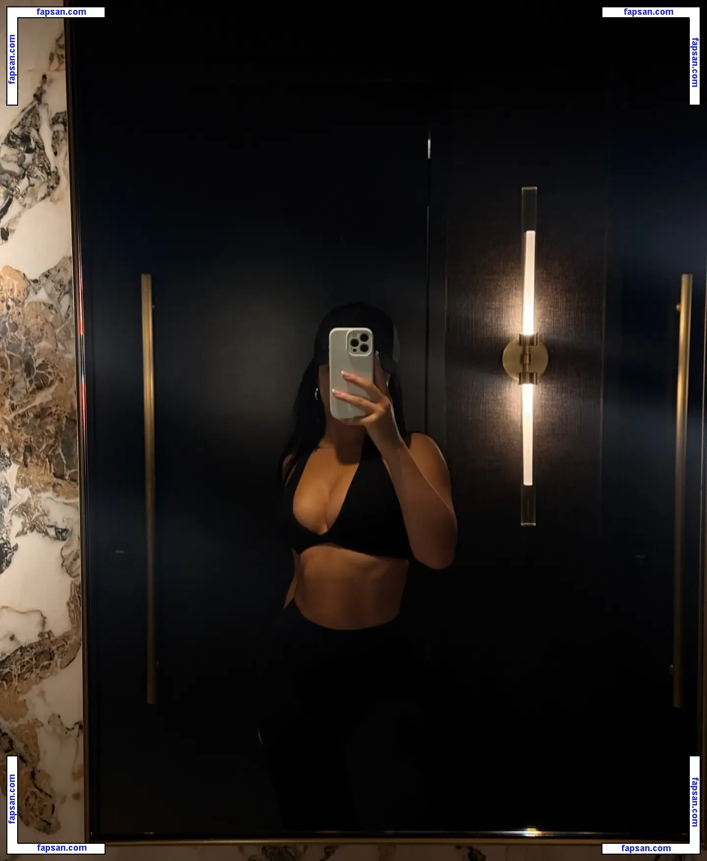 Julia Kelly голая фото #0896 с Онлифанс