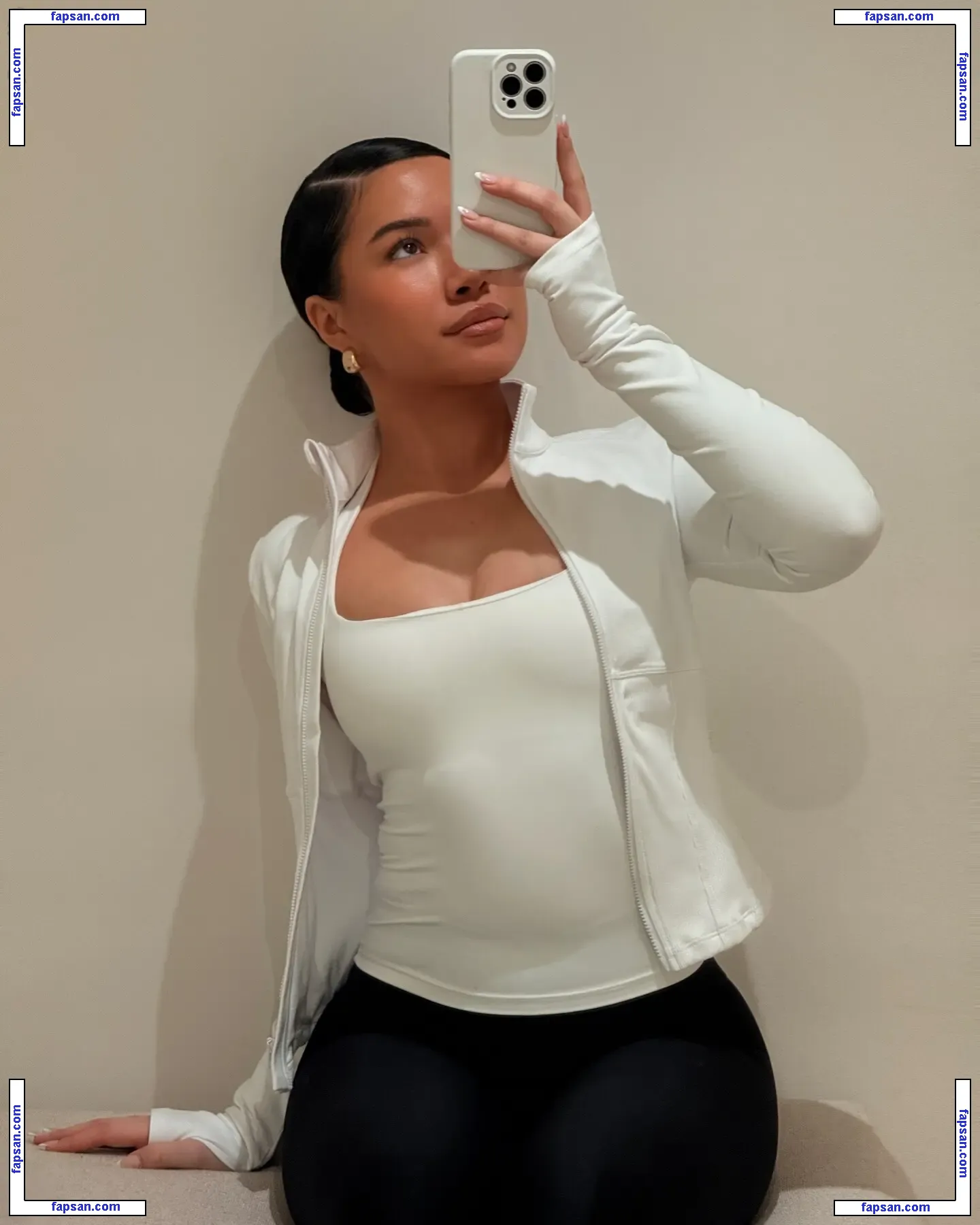 Julia Kelly nude photo #0904 from OnlyFans