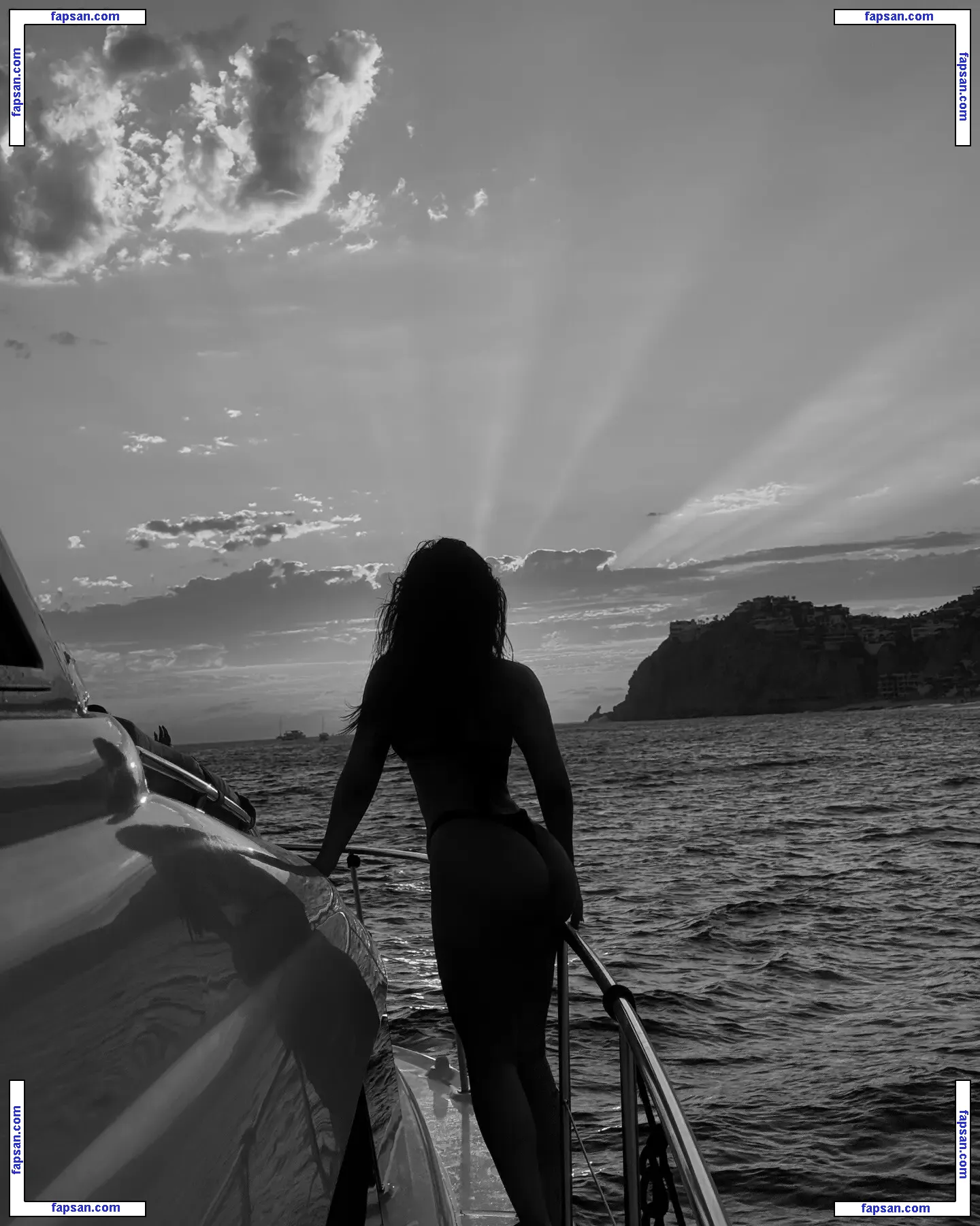 Julia Kelly nude photo #0906 from OnlyFans