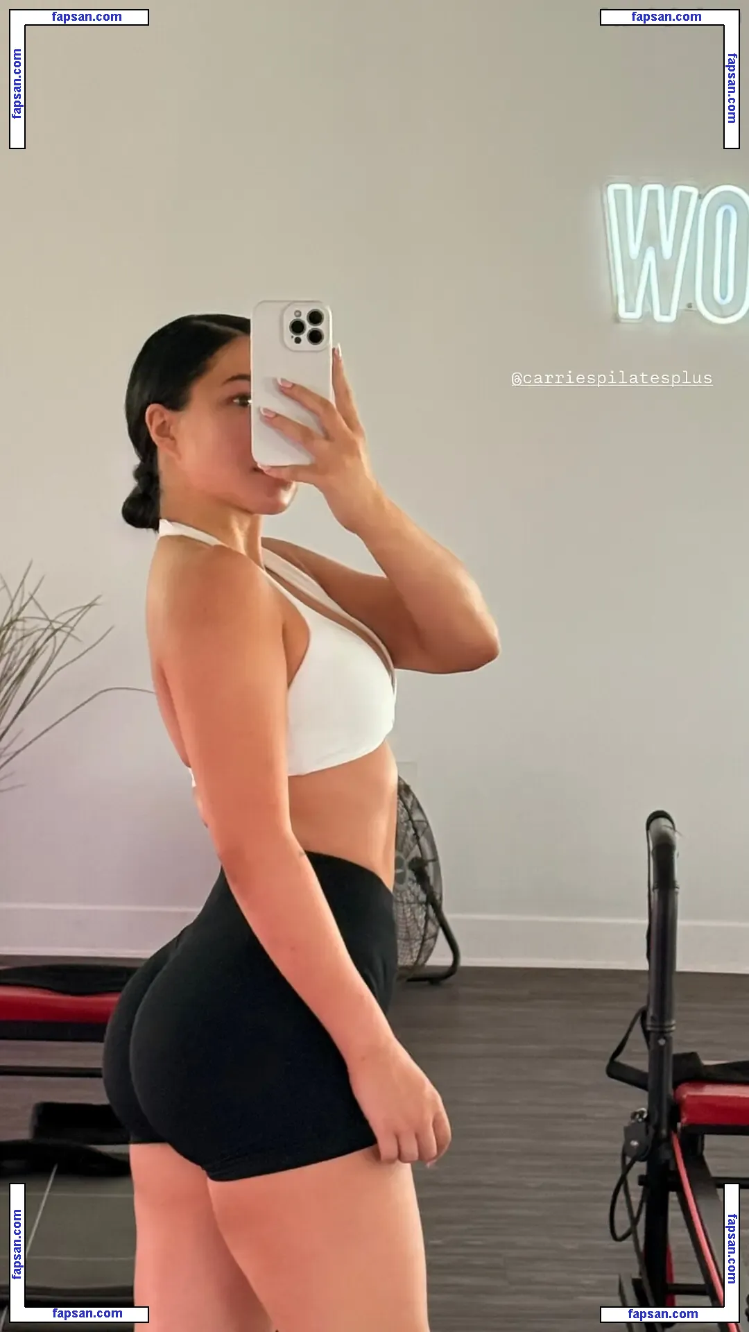 Julia Kelly голая фото #0910 с Онлифанс