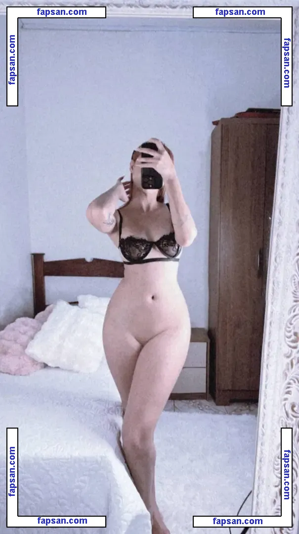 Julia Macedo голая фото #0031 с Онлифанс