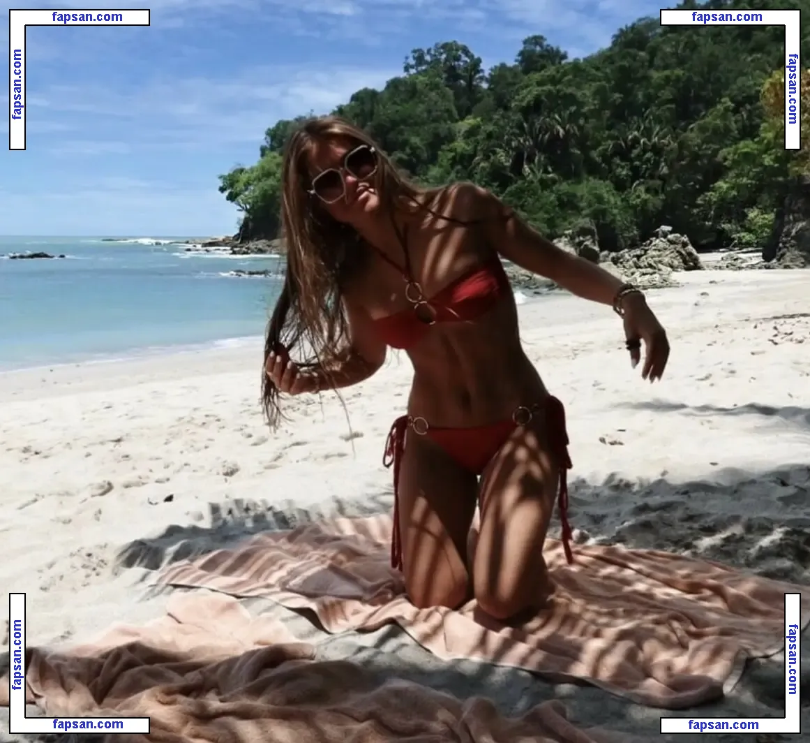 Julia Molinari голая фото #0006 с Онлифанс