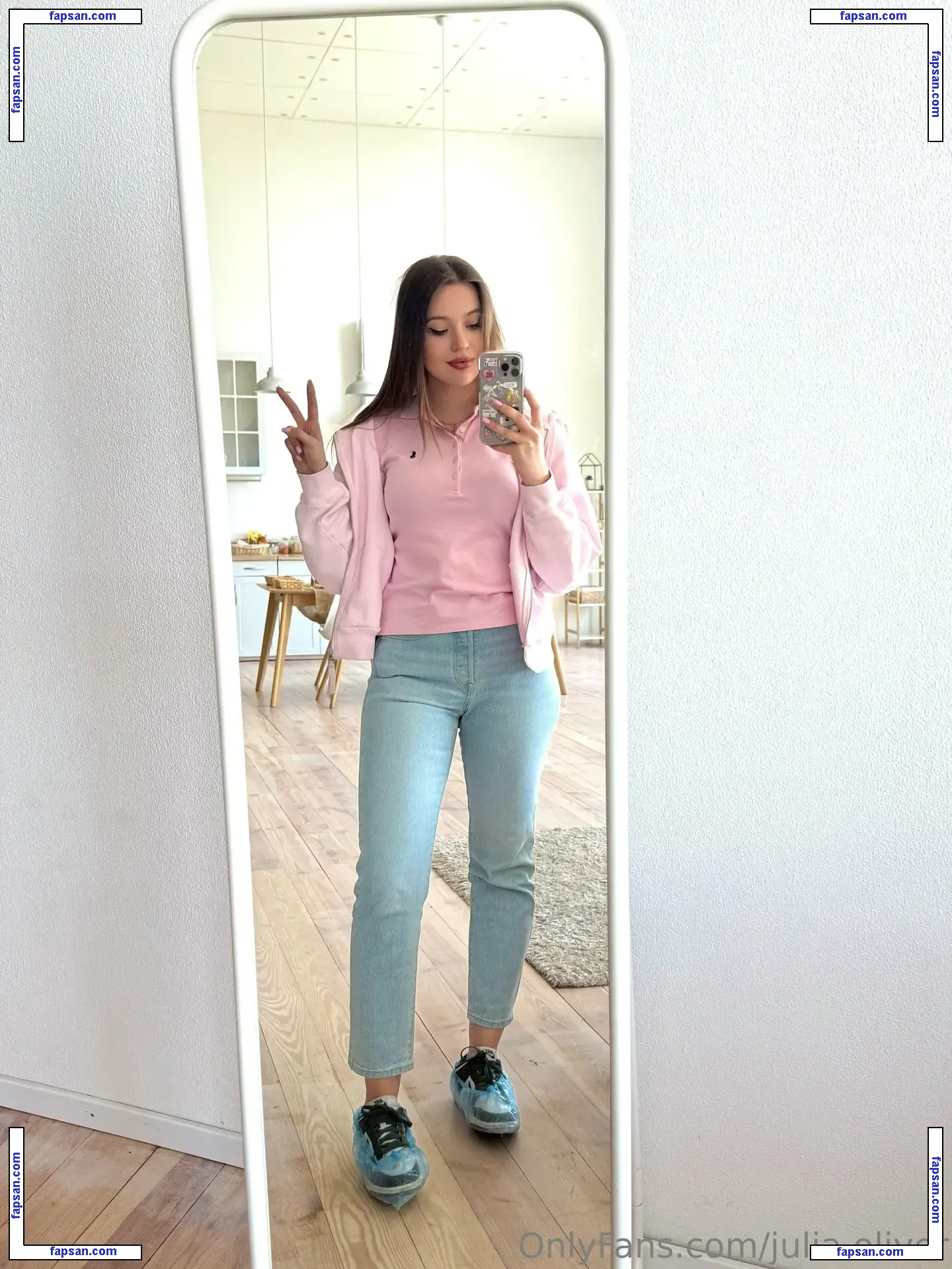 Julia Oliver nude photo #0002 from OnlyFans