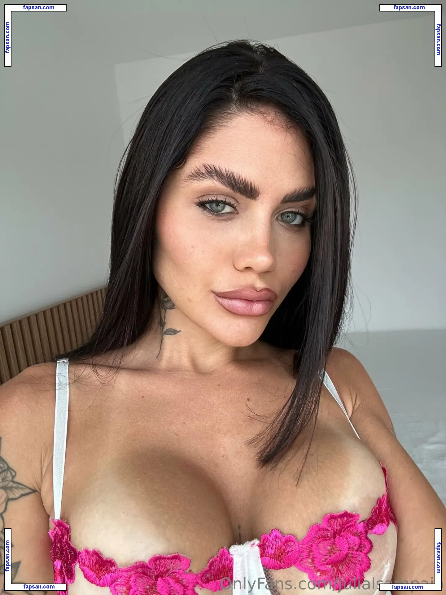 Julia Sampaio nude photo #0035 from OnlyFans