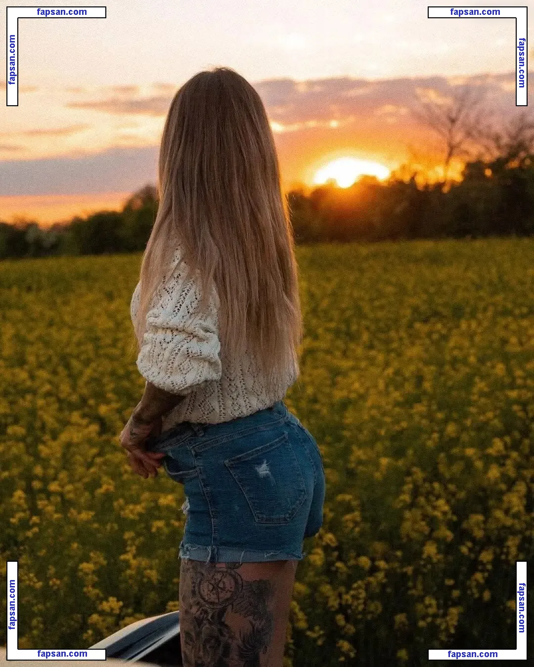 Julia Schäfer nude photo #0024 from OnlyFans