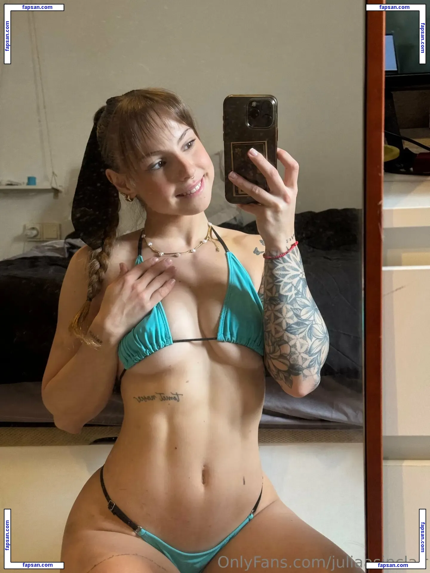 Julia Sinclair nude photo #0005 from OnlyFans