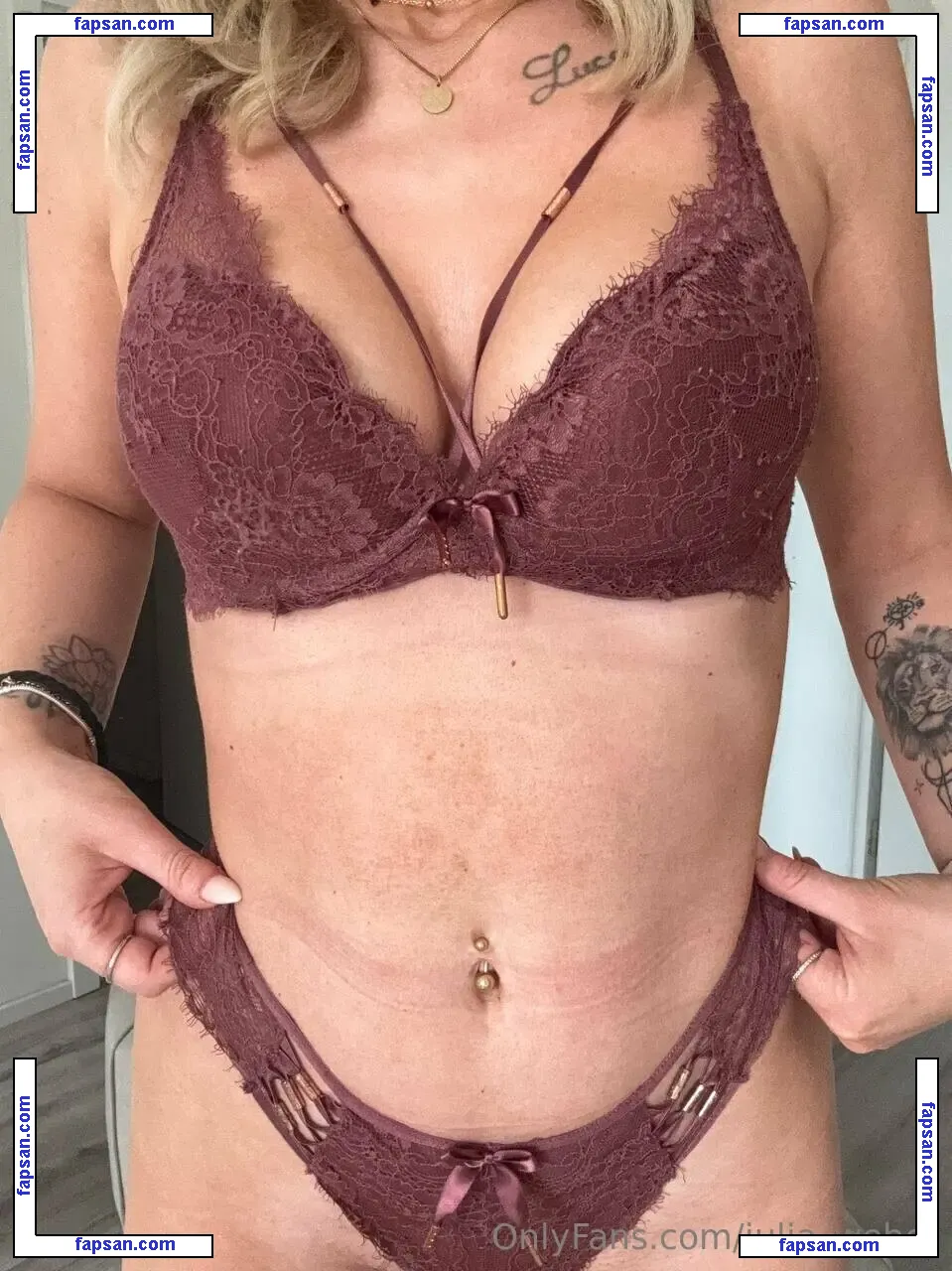 Julia_weber nude photo #0023 from OnlyFans