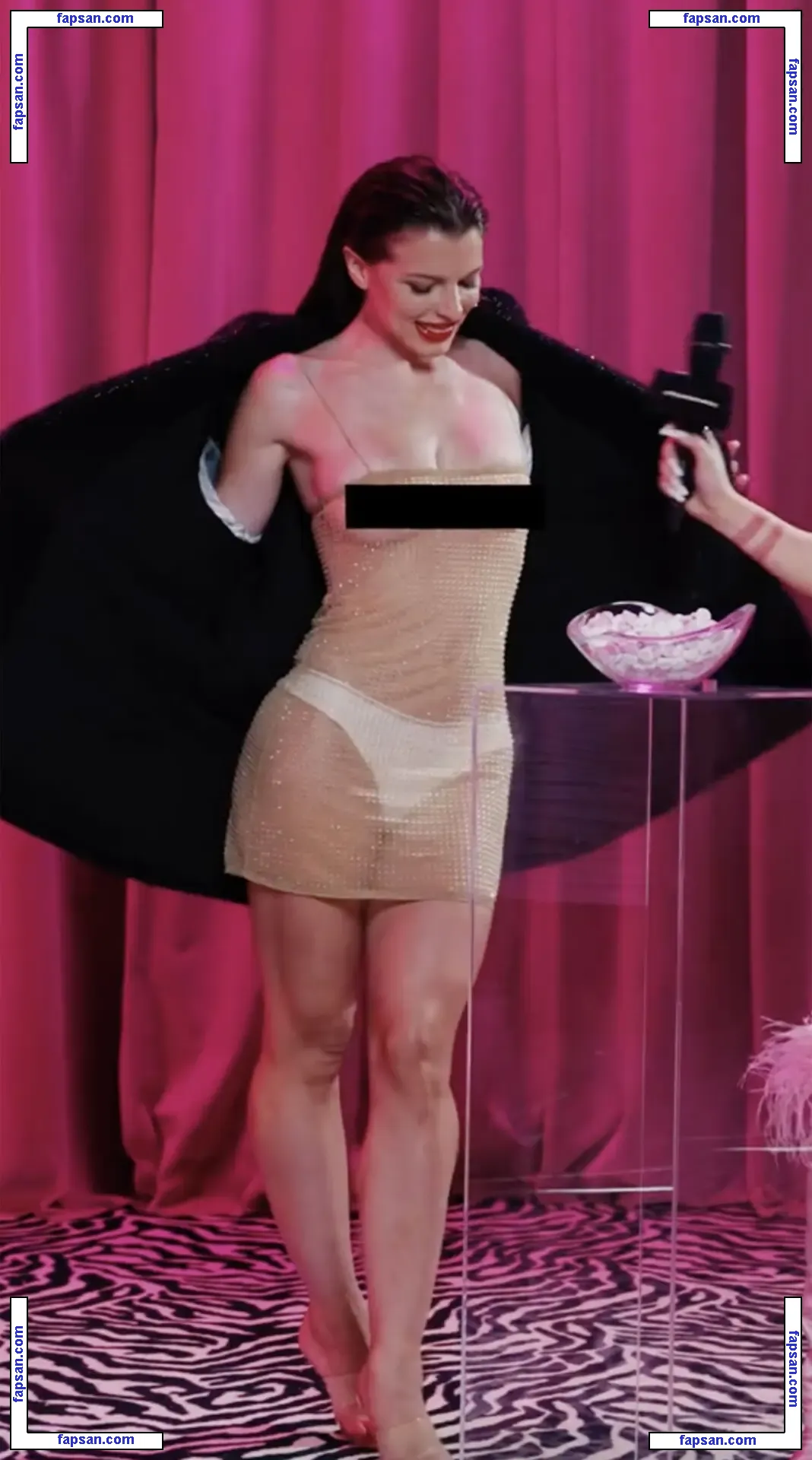 juliafox голая фото #0021 с Онлифанс