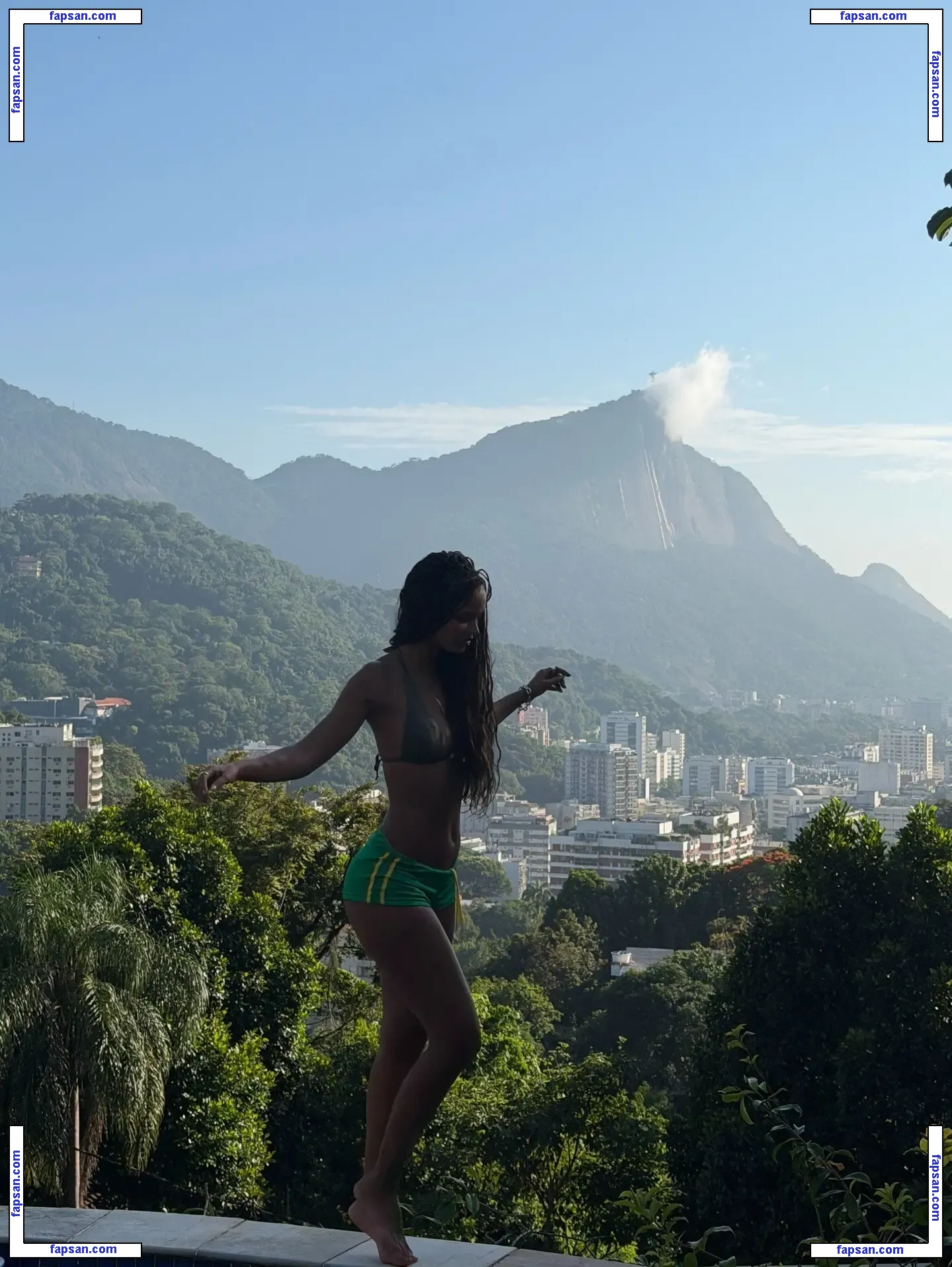 Juliana Nalu nude photo #0402 from OnlyFans