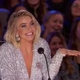 Julianne Hough голая #0519