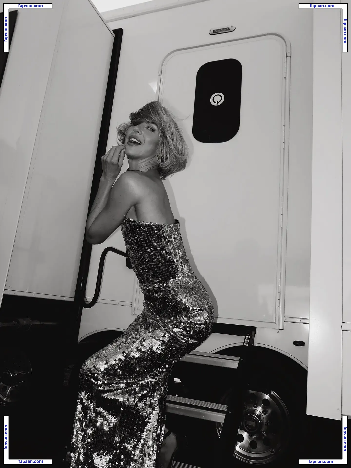 Julianne Hough nude photo #2475 from OnlyFans