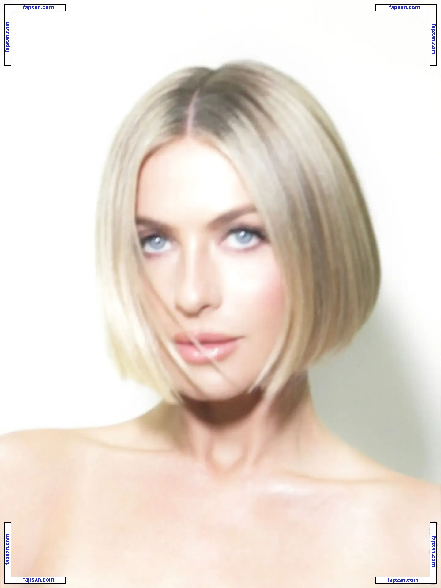 Julianne Hough nude photo #2505 from OnlyFans