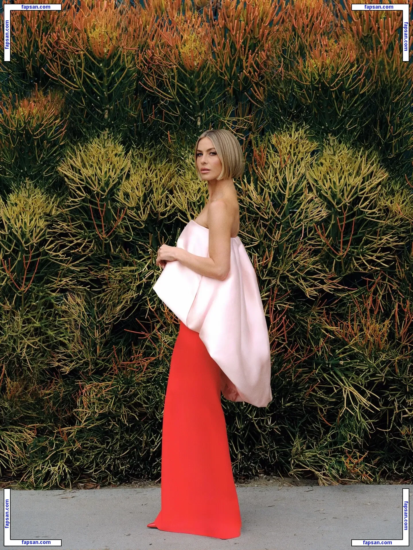 Julianne Hough nude photo #2508 from OnlyFans