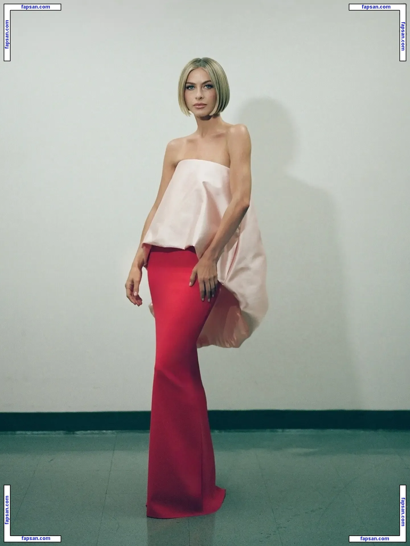 Julianne Hough nude photo #2509 from OnlyFans