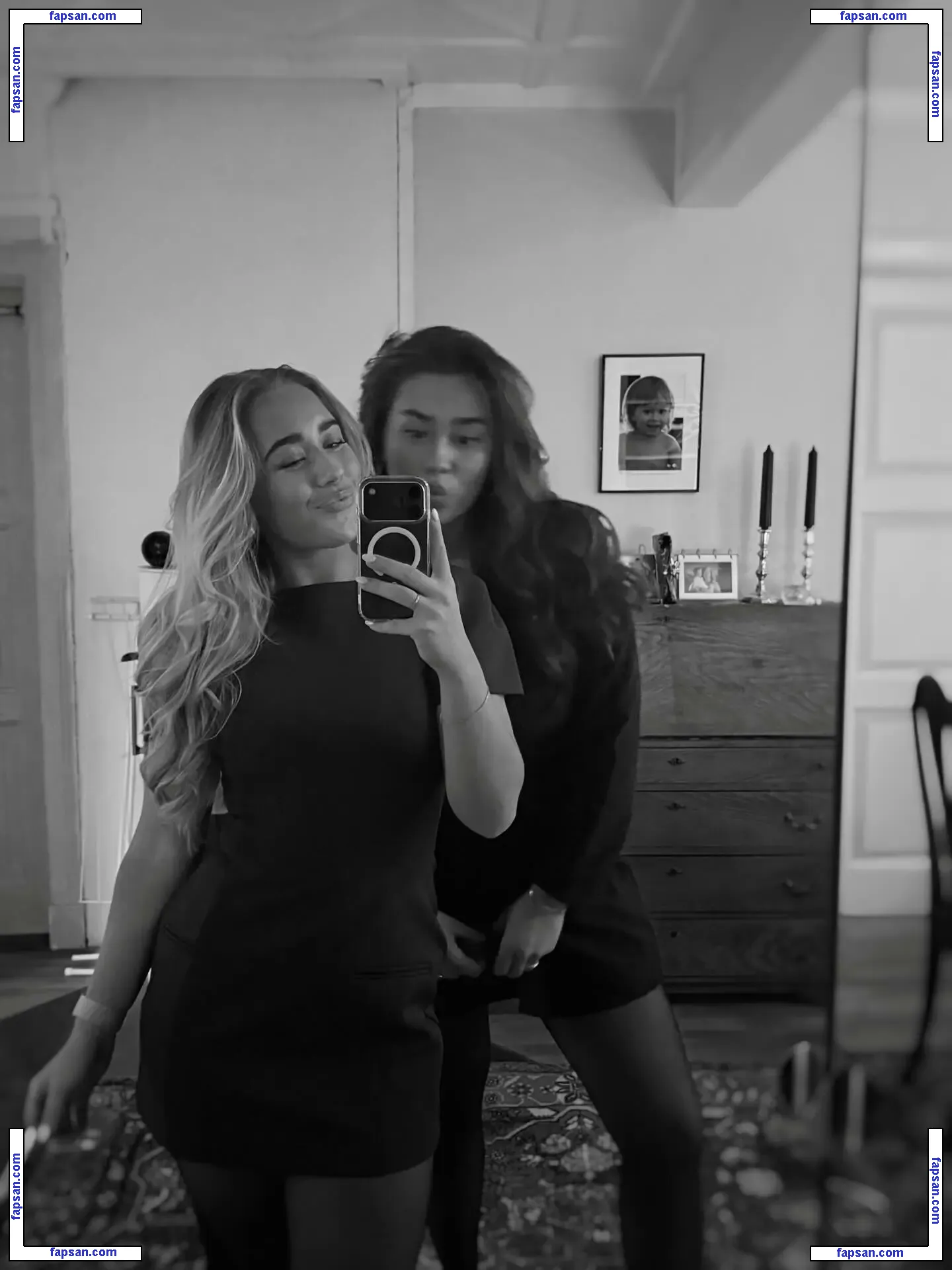 Julie Jorde голая фото #0002 с Онлифанс