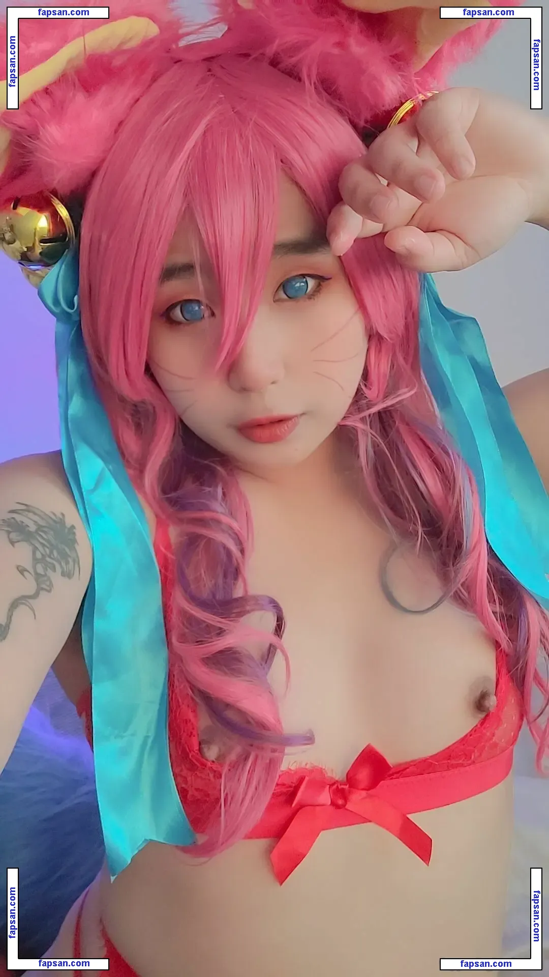 Julie_sama2 голая фото #0009 с Онлифанс