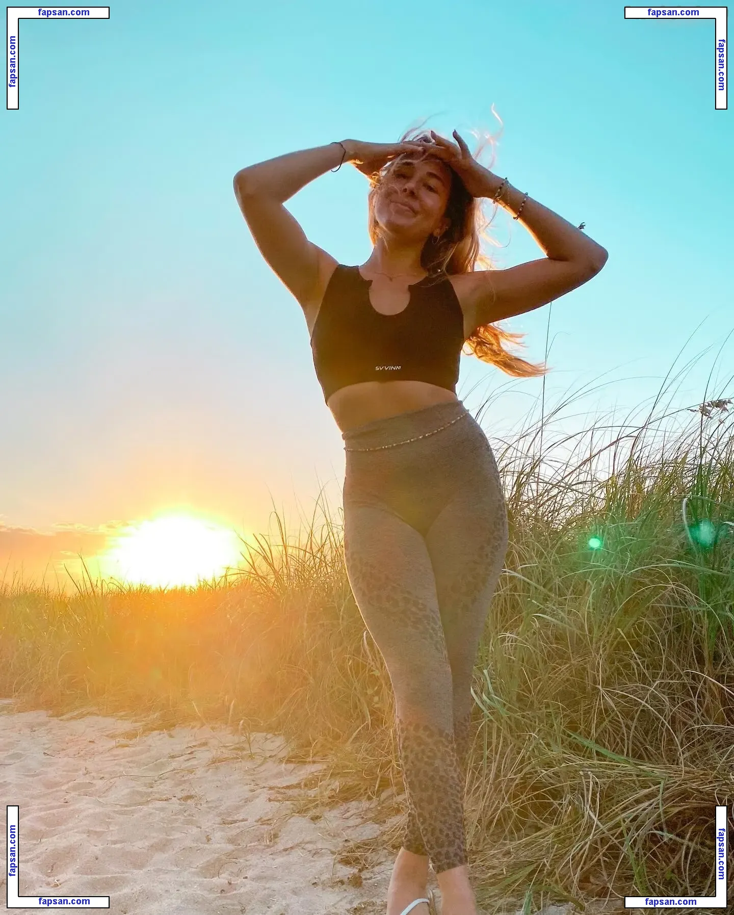 julie.tirado nude photo #0112 from OnlyFans