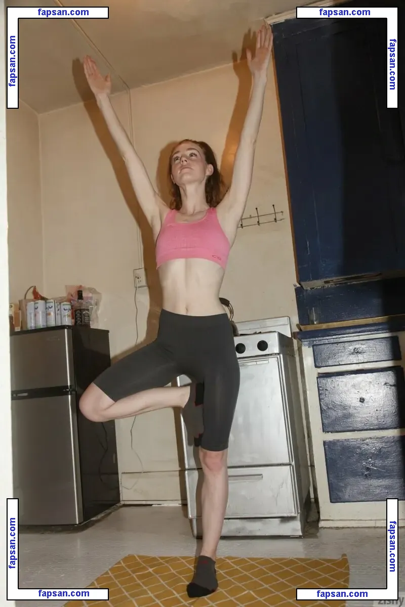 Julie Wheeler nude photo #0003 from OnlyFans