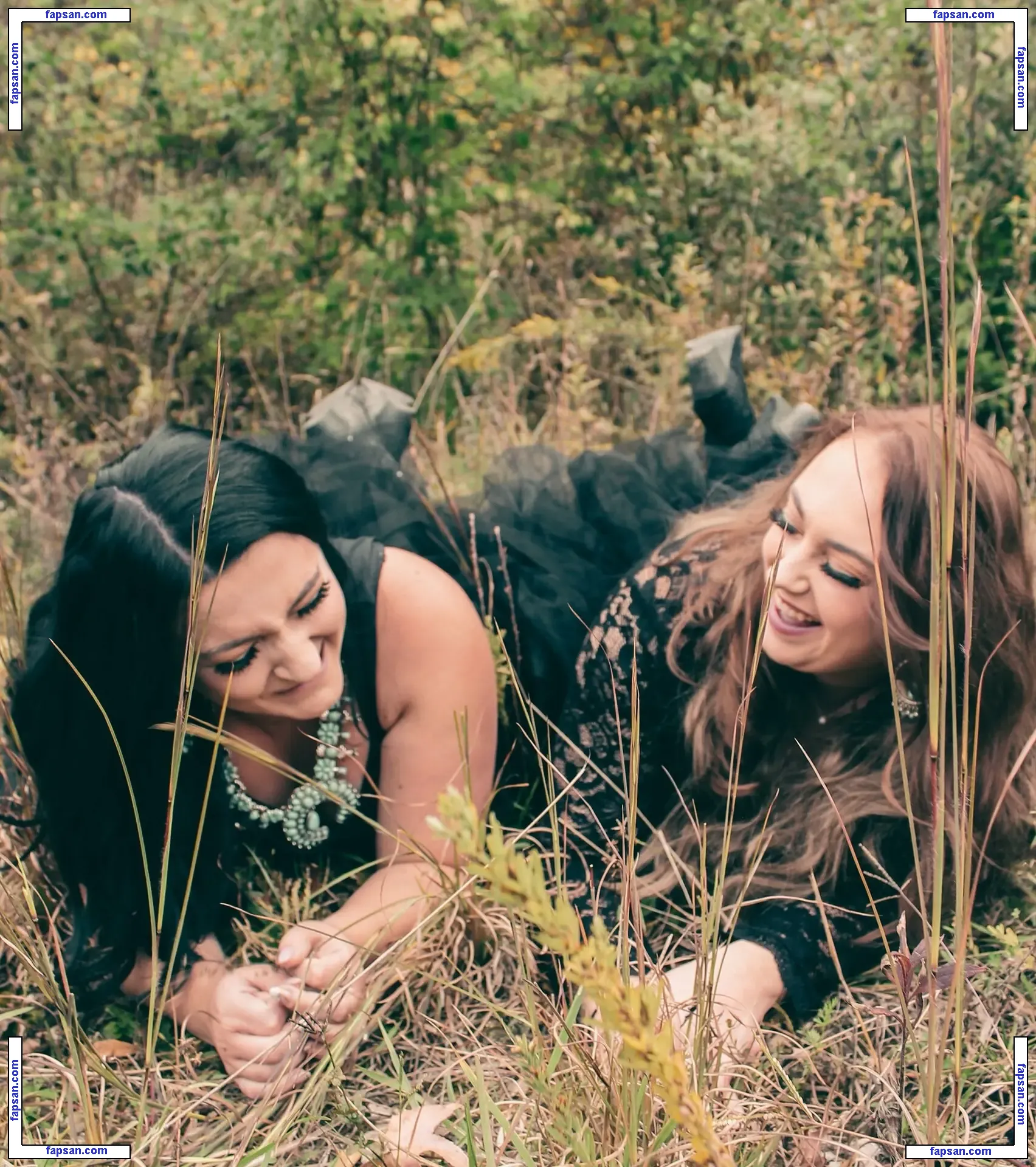 Julie1030 / Mariebaby1622 nude photo #0003 from OnlyFans