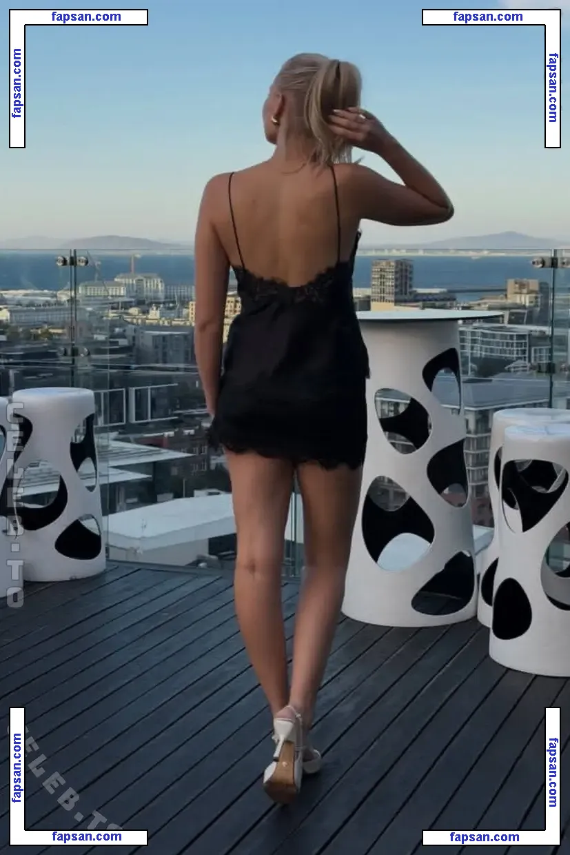 Juliet Small nude photo #0009 from OnlyFans