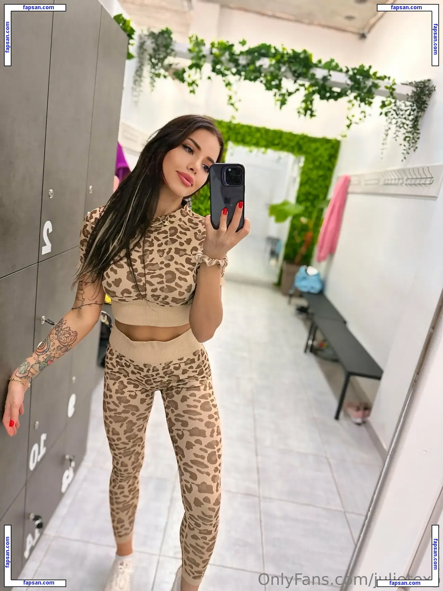 julietexo nude photo #0007 from OnlyFans